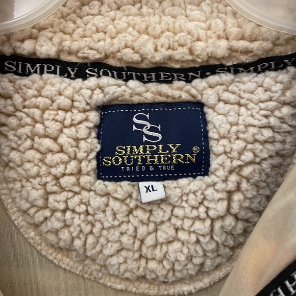 GUC Simply Southern sherpa pullover - Picture 3 of 6
